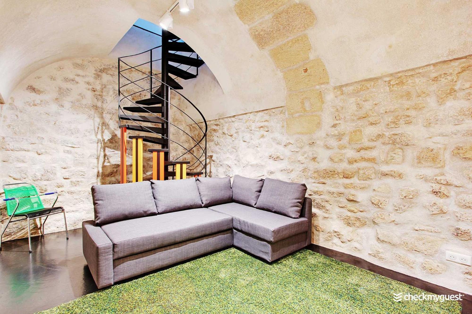 Authentic Apartment - 2Br-6P - Le Marais Париж Екстериор снимка